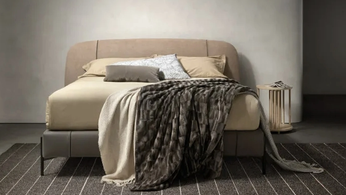 Letto in tessuto con testiera Set di Bside