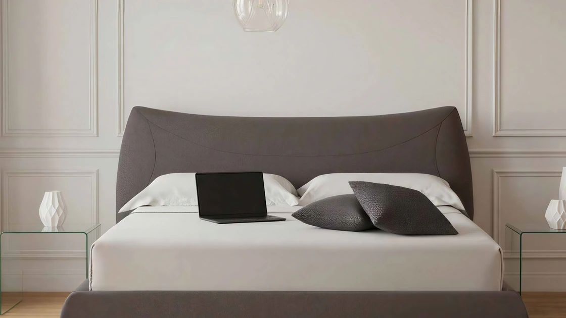 Letto Calliope in tessuto mimbottito di Rinaldi Group