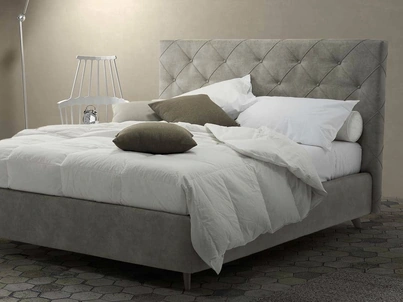 Letto matrimoniale con testiera trapuntata Maia di Rimar