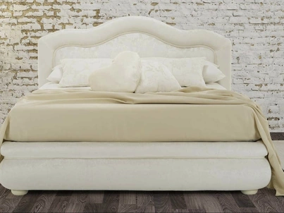 Letto classico con testiera sagomata Mimosa di Rimar