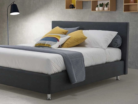 Letto matrimoniale in pelle Nettuno di Rimar