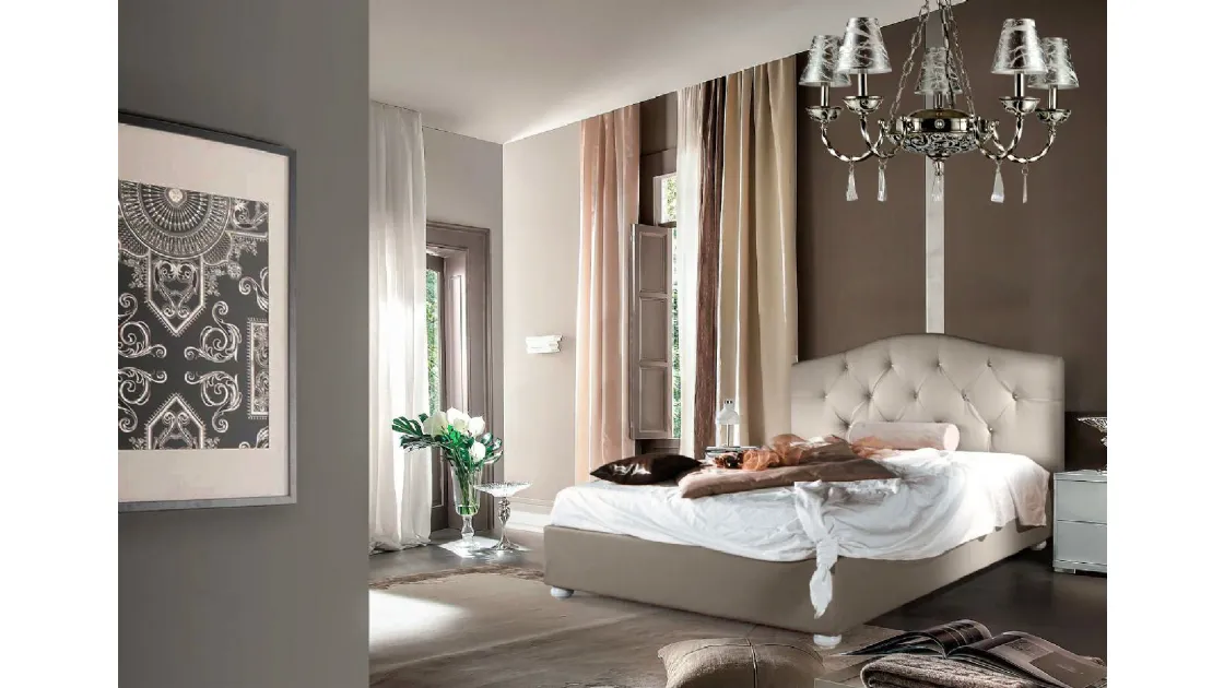 Letto classico con testiera imbottita Vanity di Baiardi