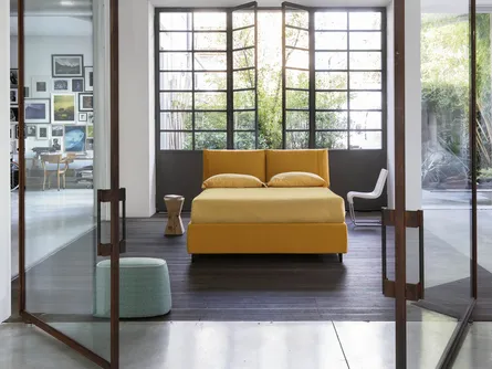 Letto imbottito Vera di Noctis