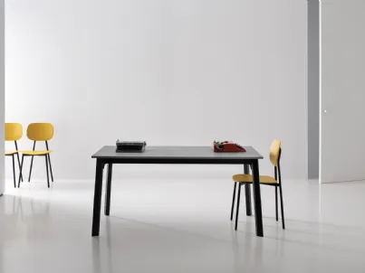Tavolo Drop Basic di Pointhouse